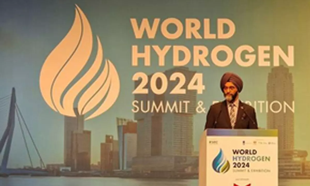 India makes strong pitch for playing pivotal role in global hydrogen economy