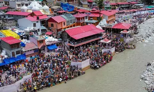 Dhami asks Secy to camp in Uttarkashi, monitor Chardham