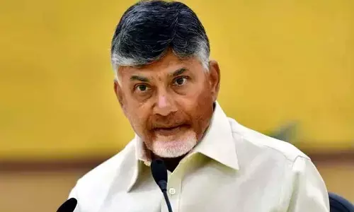 Be vigilant, alert, Naidu tells counting agents