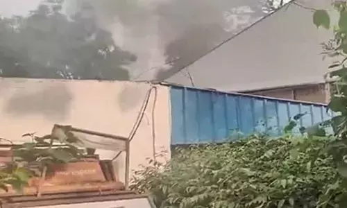 Fire breaks out due to short circuit in BJP state office in Delhi