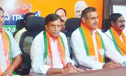 Congress one-upmanship for votes detrimental to country, poor says Konda Vishweshwar Reddy