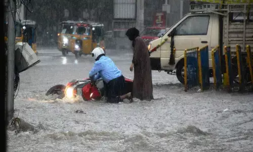 Heavy Rains Expected Hyderabad Today, People Advised to be vigilant