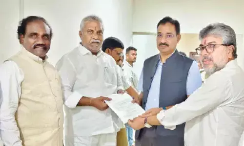 Vijayawada: YSRCP demands action on ‘errant’ police officials