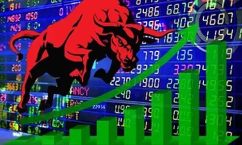 Q4 boost buoys bourses