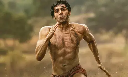 Kartik Aaryan reaches Gwalior for ‘Chandu Champion’ trailer launch