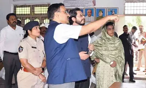 Officials directed to ensure tight security at strongrooms