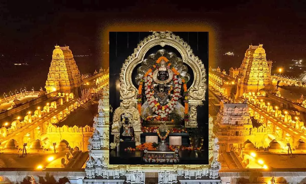 Lord Laksmi Narasimha Swamy birth celebrations begins on a grand scale at Yadagirigutta