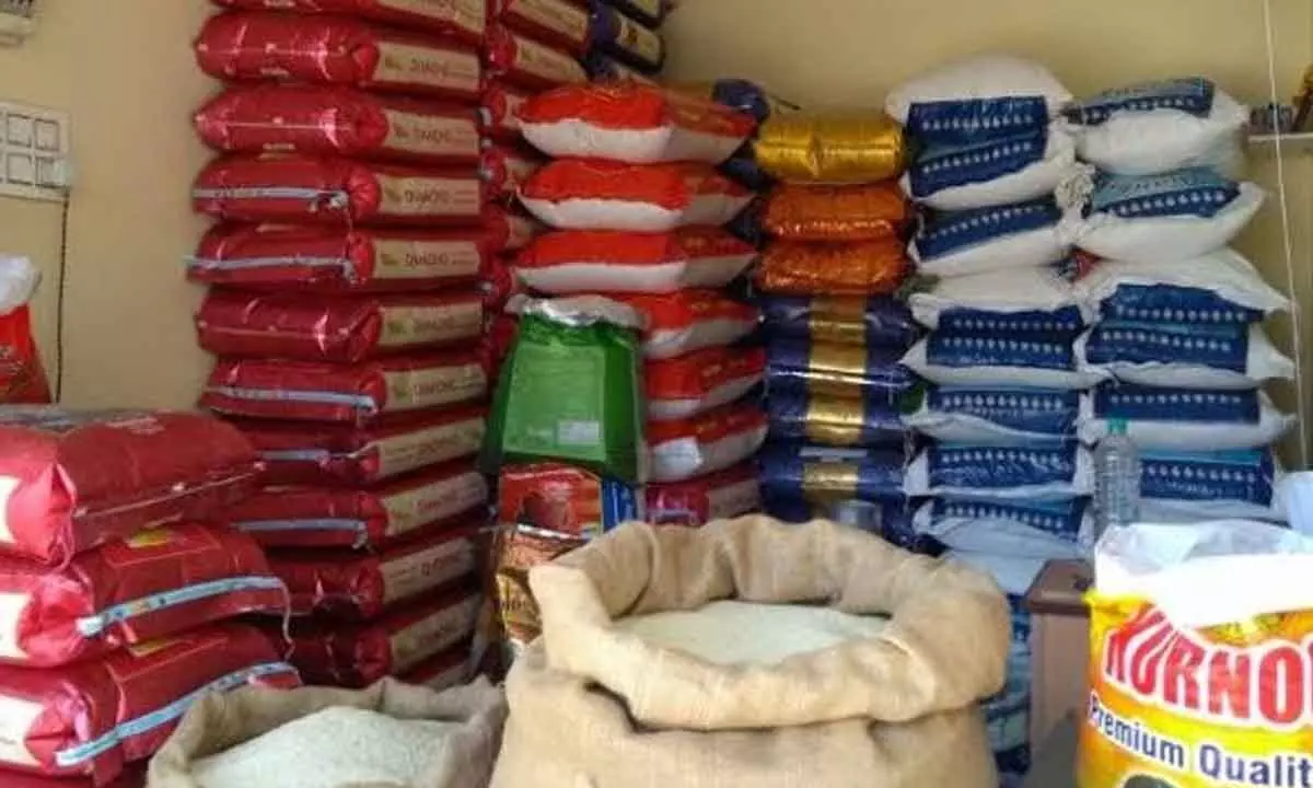 Karimnagar: Rampant fraud in rice sales