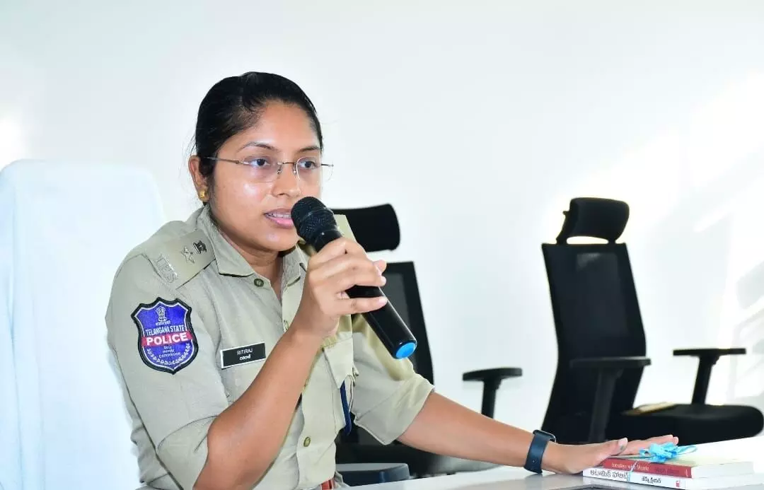 SP directs the students to set goals and pursue them