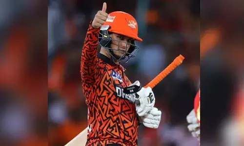 IPL 2024: Abhishek and Rahul in particular took the game on to basically win the powerplay, says Vettori