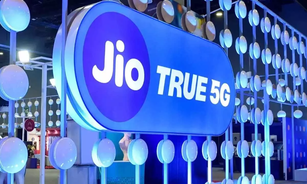 Reliance Jio Offers Free Amazon Prime Video, Disney+ Hotstar and Netflix with these Prepaid Plans
