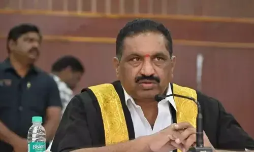 Congress eyes KMC by removing Mayor