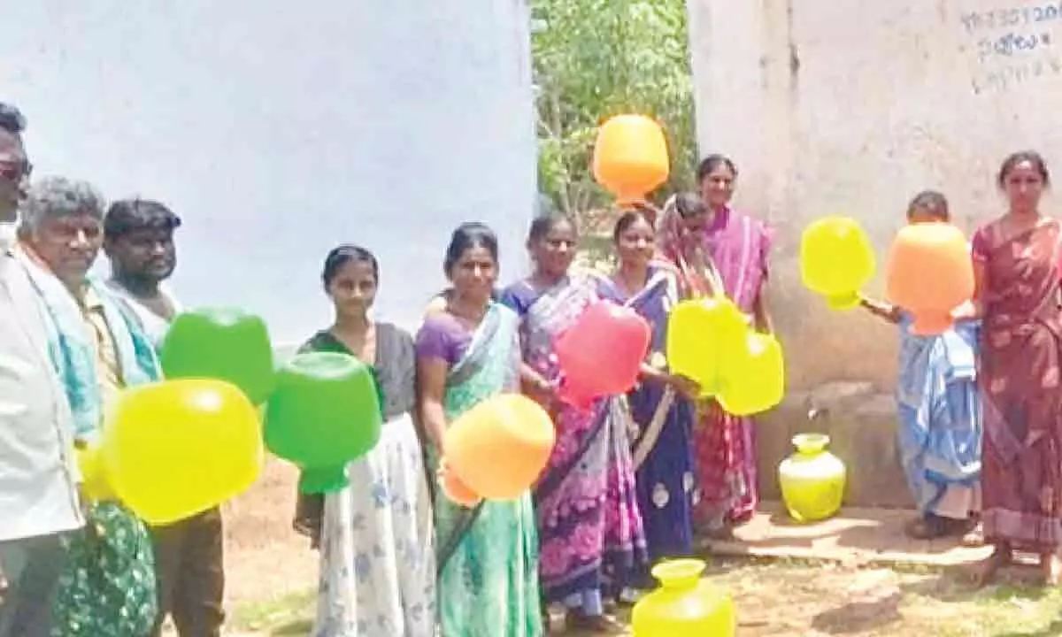 Kothapalli: Residents demand drinking water supply