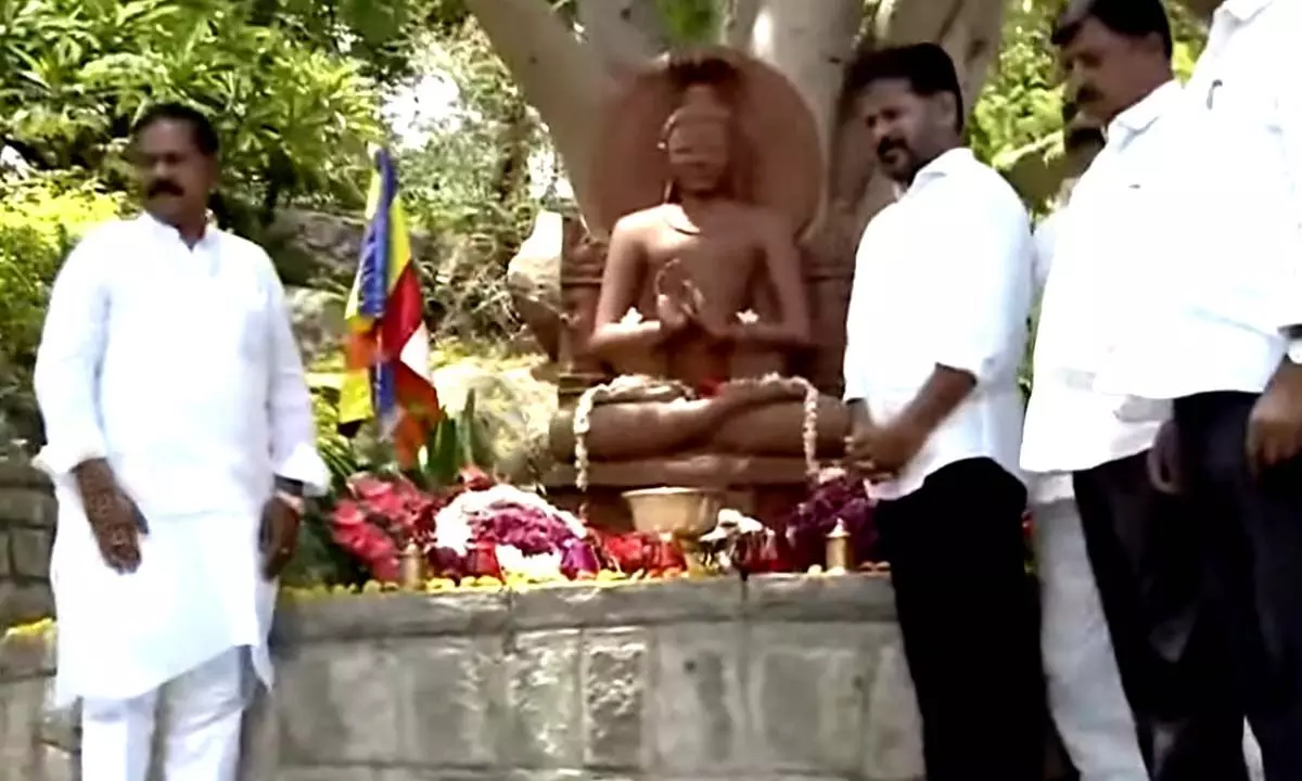 Revanth Reddy visits Maha Buddha Vihar, lauds the Buddha teachings