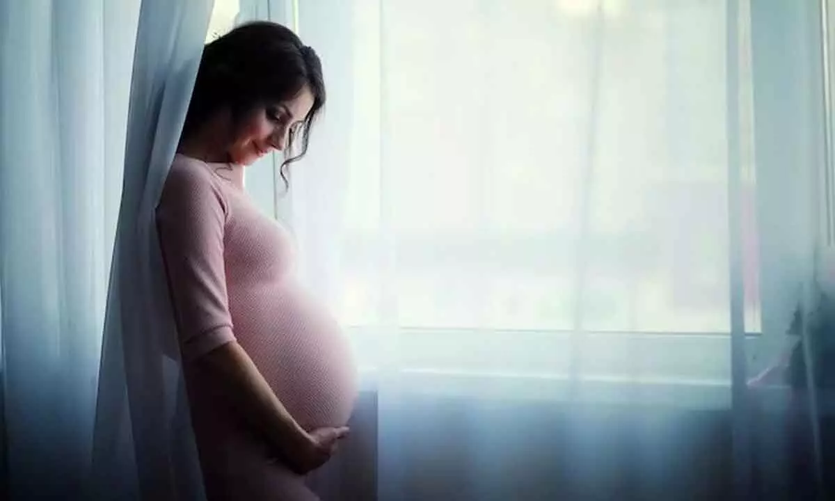 Epidurals can cut risk of severe childbirth complications by 35 pc: Study