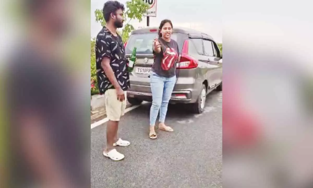 Hyderabad: Duo causes ruckus over public drinking dispute