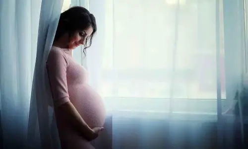 Epidurals can cut risk of severe childbirth complications by 35 pc: Study