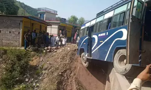 J&K: Two CRPF troopers injured in Poonch road accident