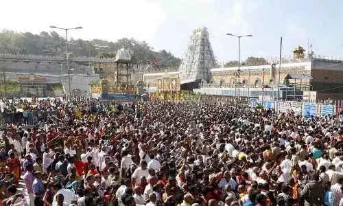 Devotee rush at Tirumala Continues to Surge, to take 20 hours for sarvadarshans