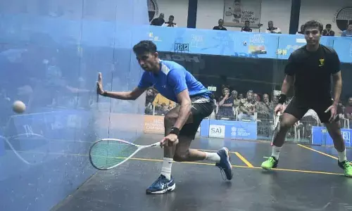 Senthilkumar, Abhay enter quarters of QSF 3 squash in Doha