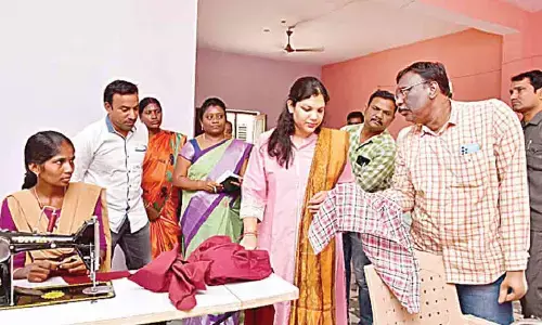 Karimnagar: Ready uniforms by June 5 says Collector Satpathy