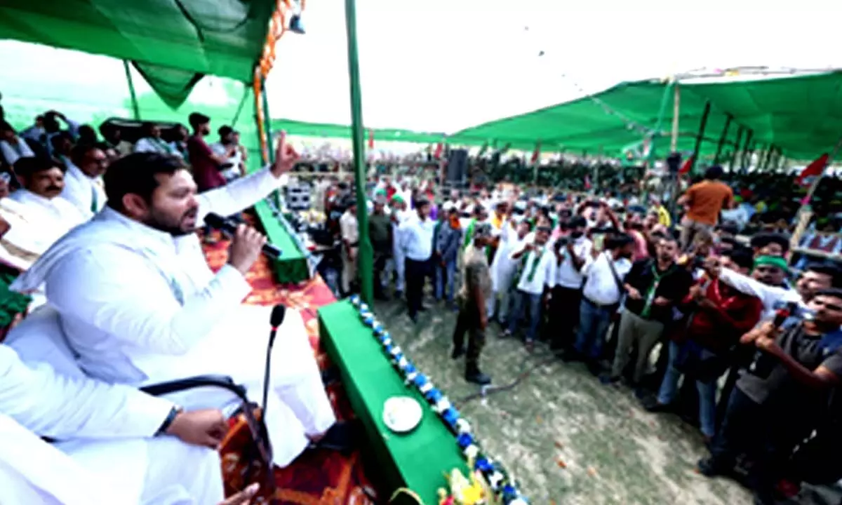 Tejashwi Yadav slams PM Modi for ‘Mujra’ remarks