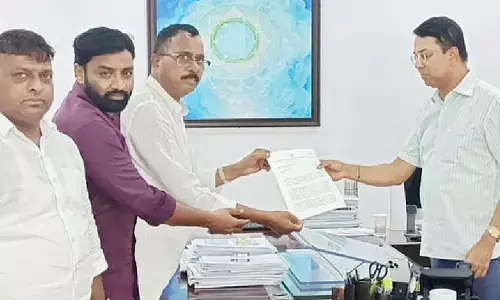 Congress complains over KTR’s ‘palli batani’ remark