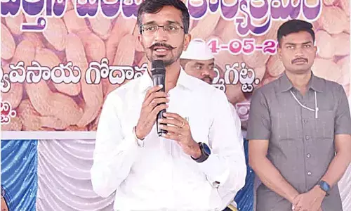 Collector vows to supply quality groundnut seeds