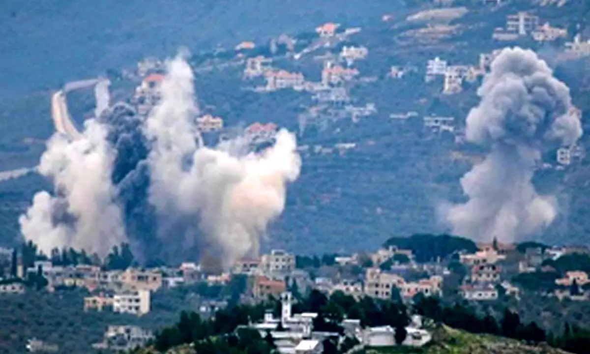 1 killed, 10 injured in Israeli airstrike on Lebanese southern city
