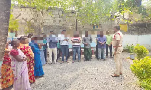 Bapatla district police counselling people with history of crime, as part of arrangements for counting day