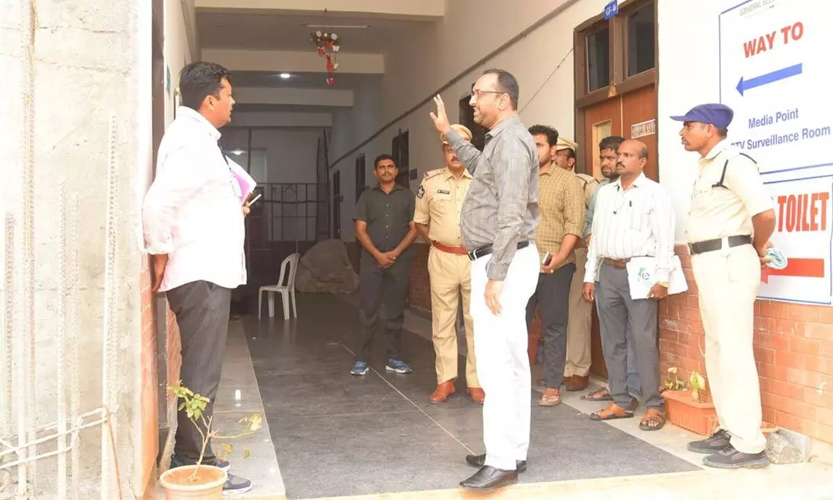 Palnadu District Collector Srikesh B Lathkar inspecting the strongroom at JNTU-K campus in Narasaraopet on Monday