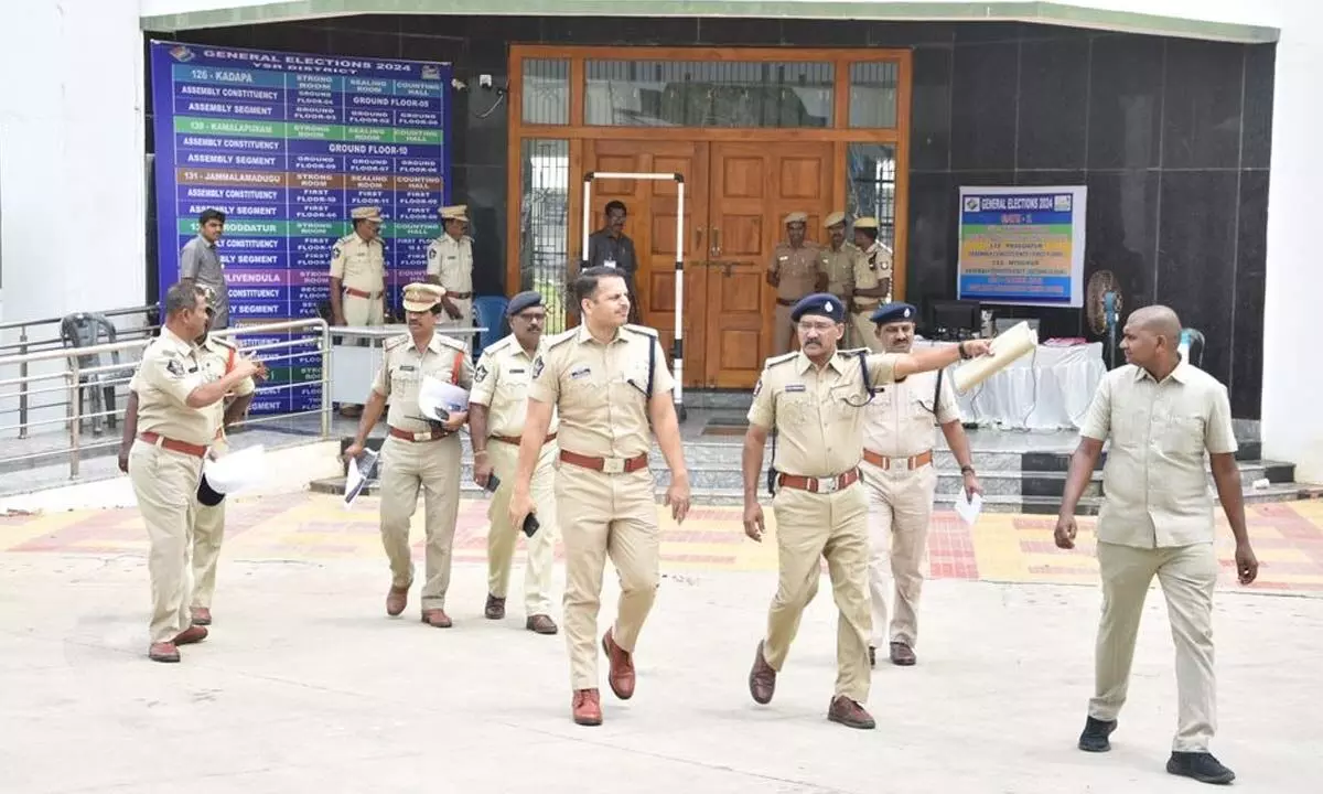SP Siddharth Kaushal inspecting security measures at the strongrooms in Kadapa on Monday