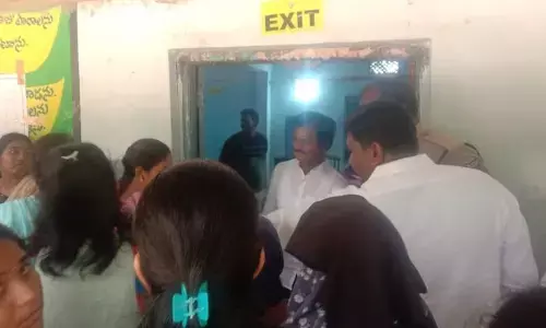 MLA’s barges into booth, sparks row