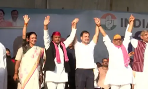 Shehzade will checkmate BJP, Akhilesh, Rahul attack PM at Varanasi rally