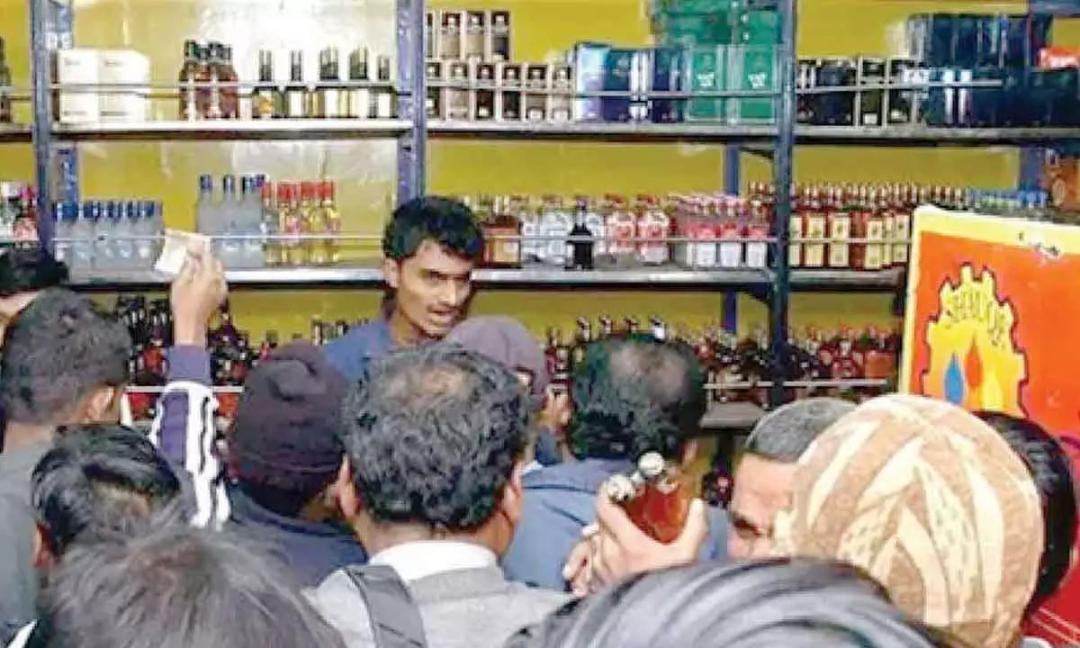 Booze biz battle by bar owners, wine shop dealers dents TG Excise coffers