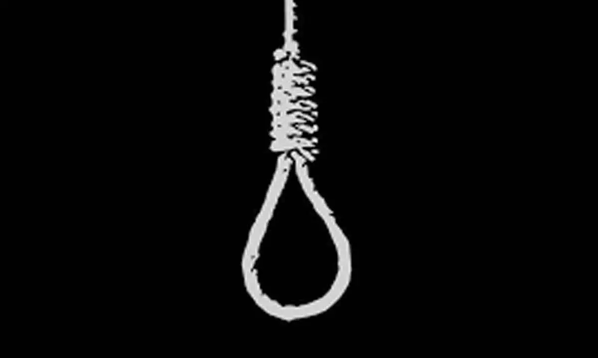 A 15-year-old girl allegedly commits suicide at her residence