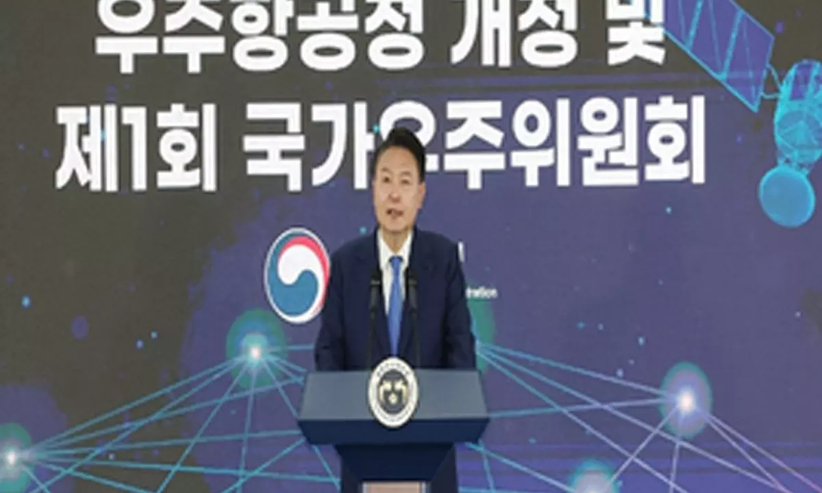 S.Korea aims to send space satellite vehicle to Moon by 2032