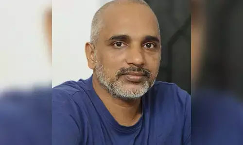 Kerala cop axed for writing letter on Facebook to CM Vijayan against police force