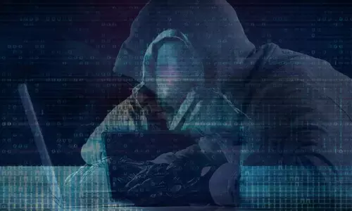 Parcel Scam: Hyderabad Man Loses Rs 1.2 Crore to Fraudsters; How to Stay Safe