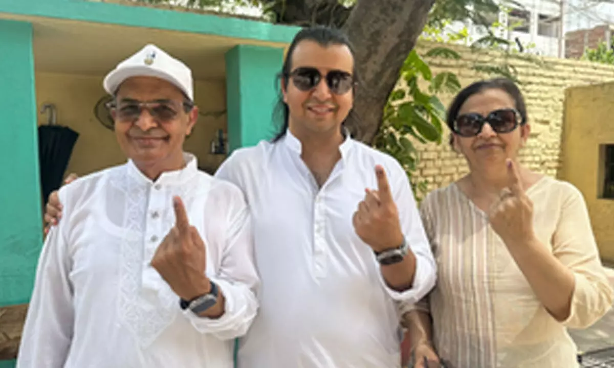 Ola CEO Bhavish Aggarwal casts his vote in Ludhiana with parents