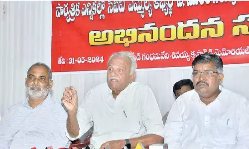 PM Modi daydreams of getting 400 seats says Narayana