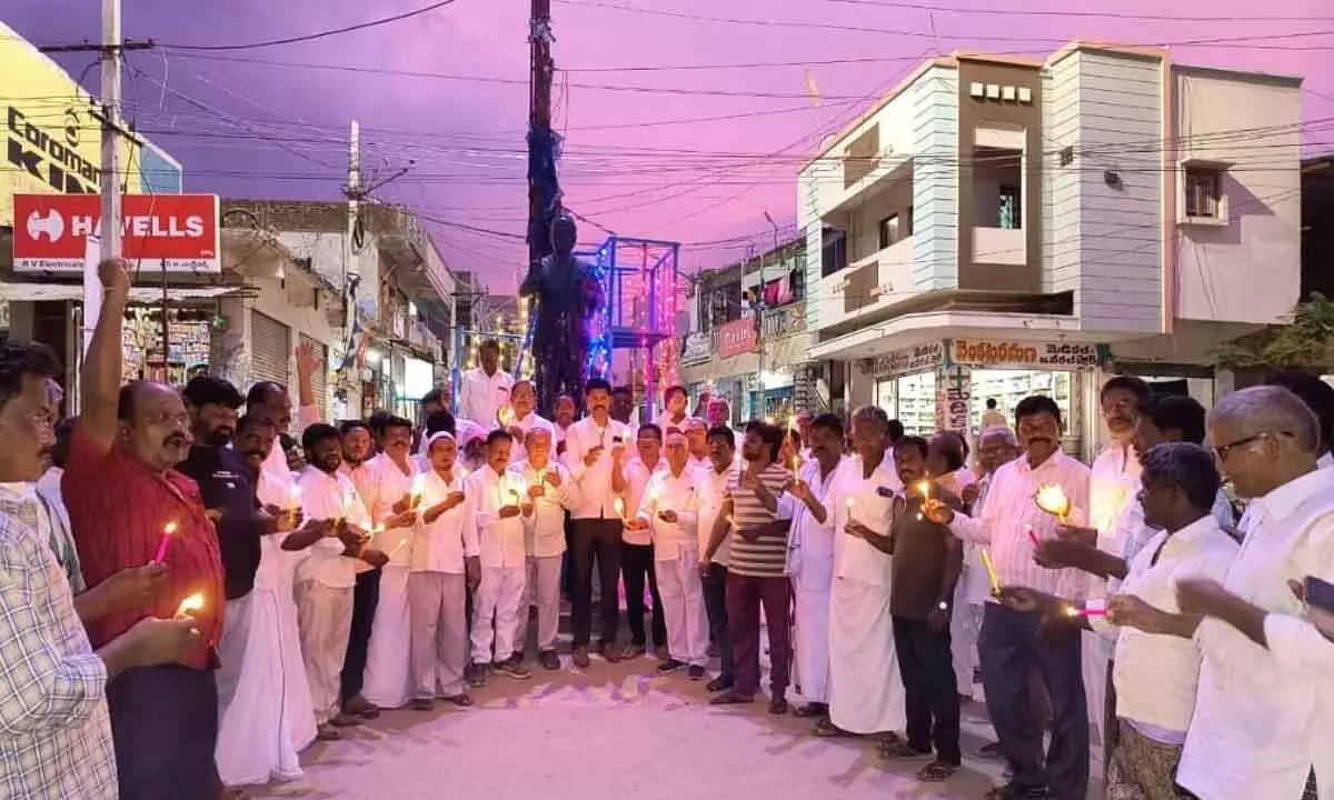 All party committee  paid tributes to Telangana Martyrs