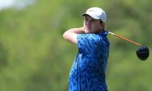 Golf: MacIntyre in sight of maiden PGA Tour win; Bhatia slips to 58th