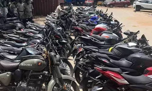 Hyderabad: Police seizes 50 bikes for unauthorised bike racing