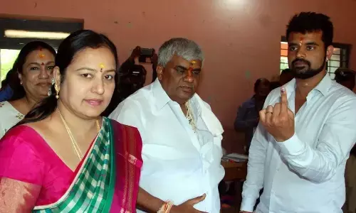 SIT searching for Bhavani Revanna