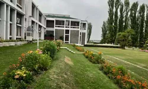 Eight counting centres in J&K, one for Kashmiri migrants in Delhi