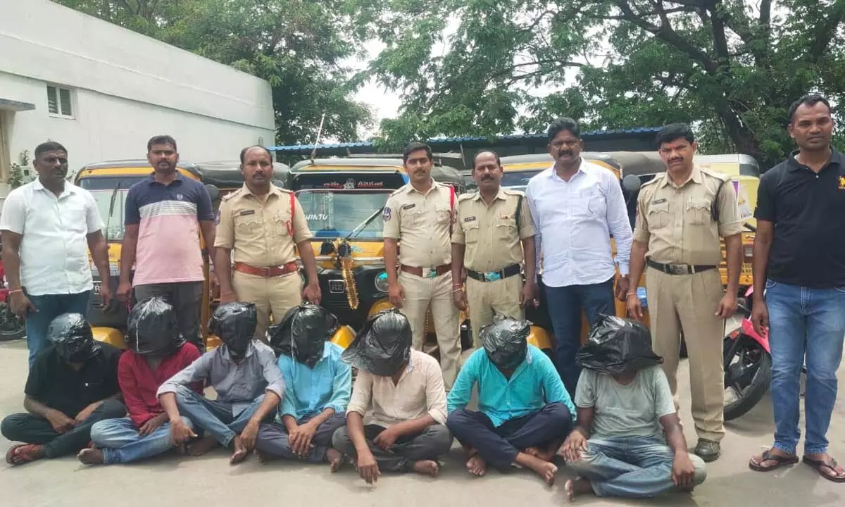 Seven-member gang of car thieves apprehended by Kothagudem police