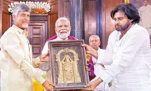 Right leader at right time: Naidu