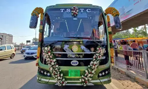 TGSRTC reduces monthly pass price of electric AC metro buses by Rs 630