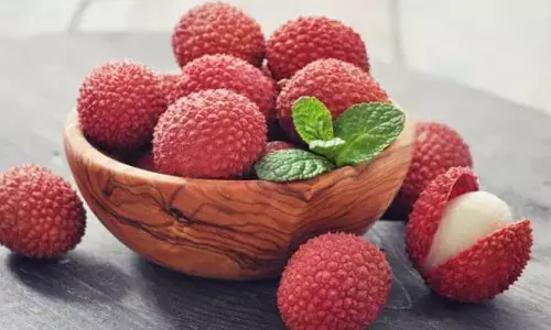 Lychee Seeds: Edible with Caution